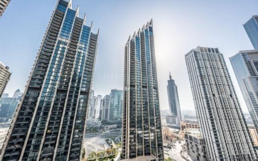 Spacious layout | Bright Unit | Two Balconies