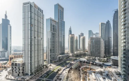 Spacious layout | Bright Unit | Two Balconies